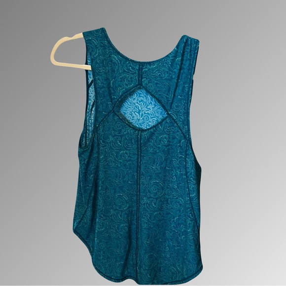 223 Lululemon Manifesto tank size 4 teal - Picture 3 of 4